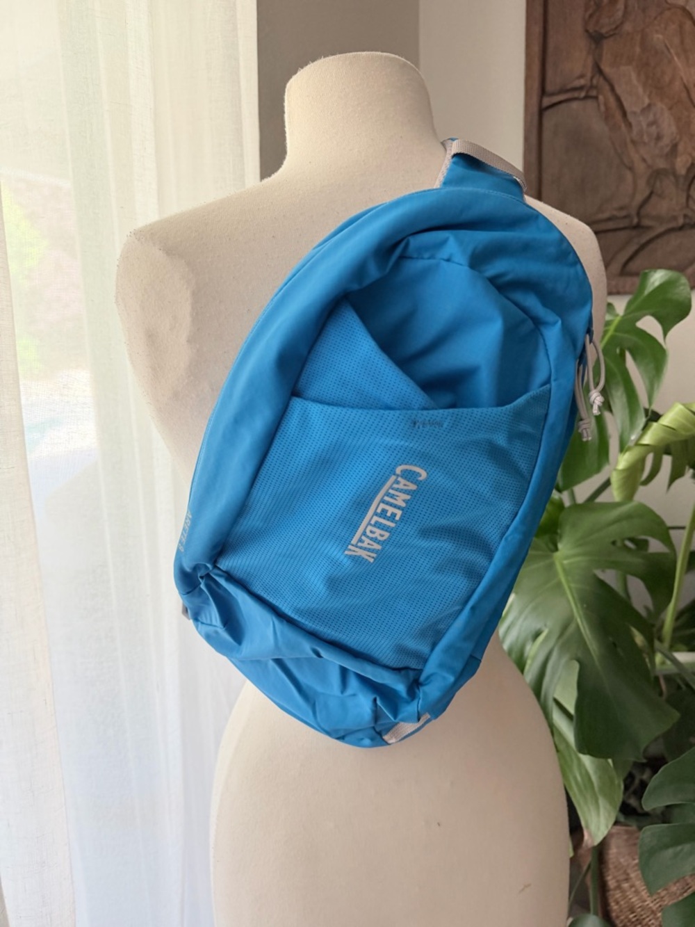 CamelBak Hydration Backpack Blue Lightweight Hiking Running Pack